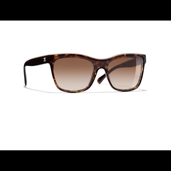 Chanel Sunglass. Fall/Winter 2019 Release.